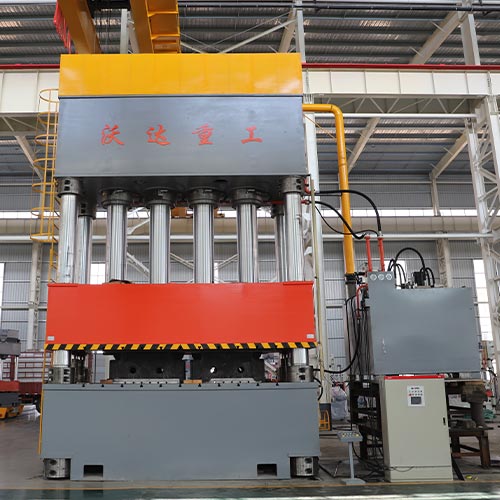 2500噸復(fù)合材料成型液壓機_大型四柱液壓機廠家