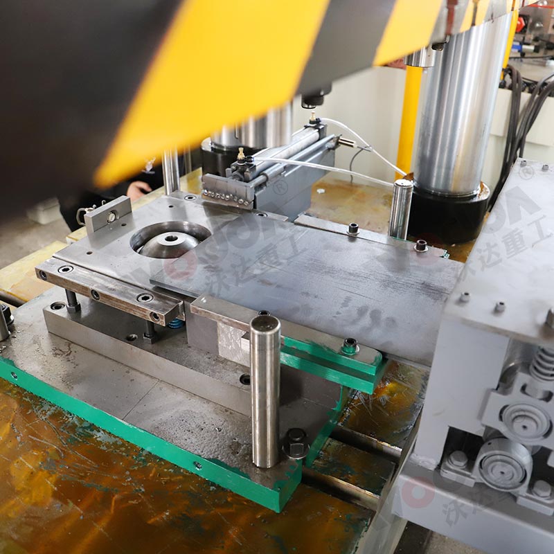 630噸四柱液壓機沖壓錨桿托盤 630噸四柱液壓機沖壓錨桿托盤