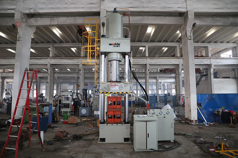 山東耐火材料液壓機(jī)廠家(耐火磚、石墨匣缽、坩堝)