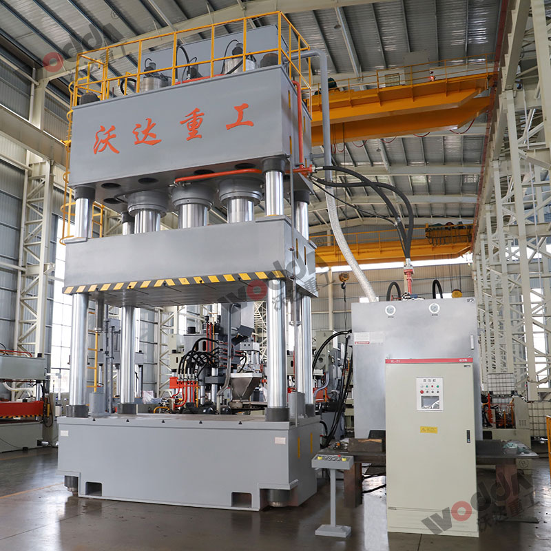 1500噸復(fù)合材料液壓機 1500噸復(fù)合材料液壓機