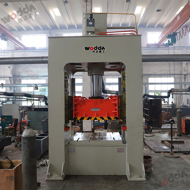 200噸框架式液壓機 200噸框架式液壓機