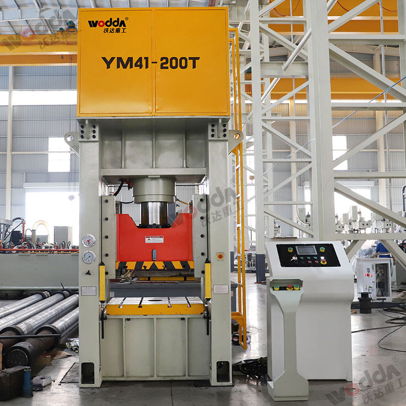 200噸框架式液壓機帶物聯(lián)網(wǎng) 200噸框架式液壓機帶物聯(lián)網(wǎng)