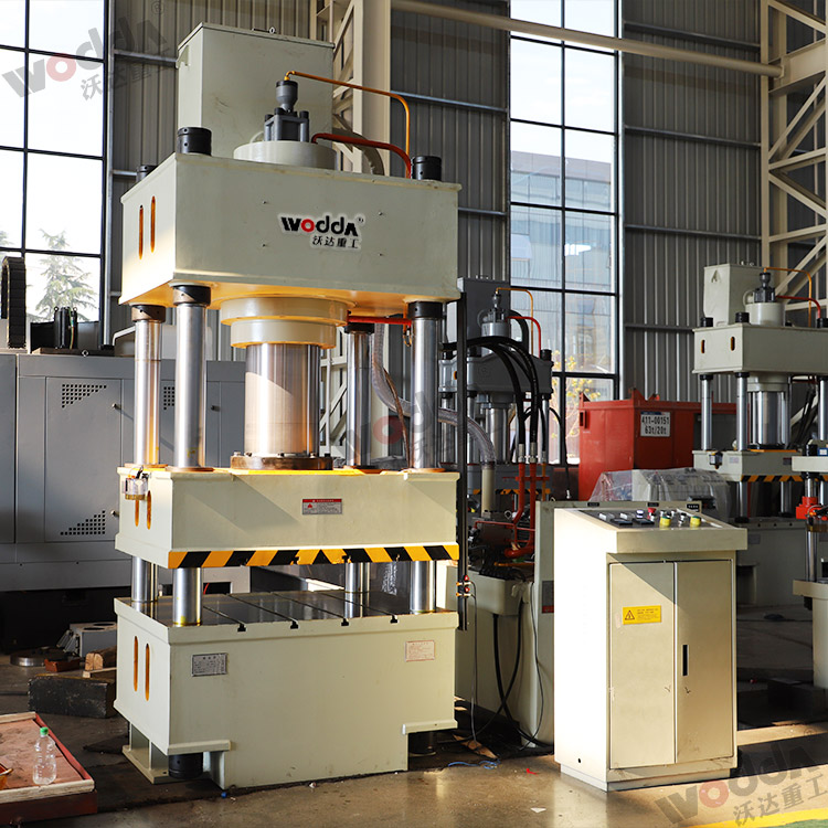 315噸四柱液壓機(圖1) 315噸四柱液壓機(圖1)