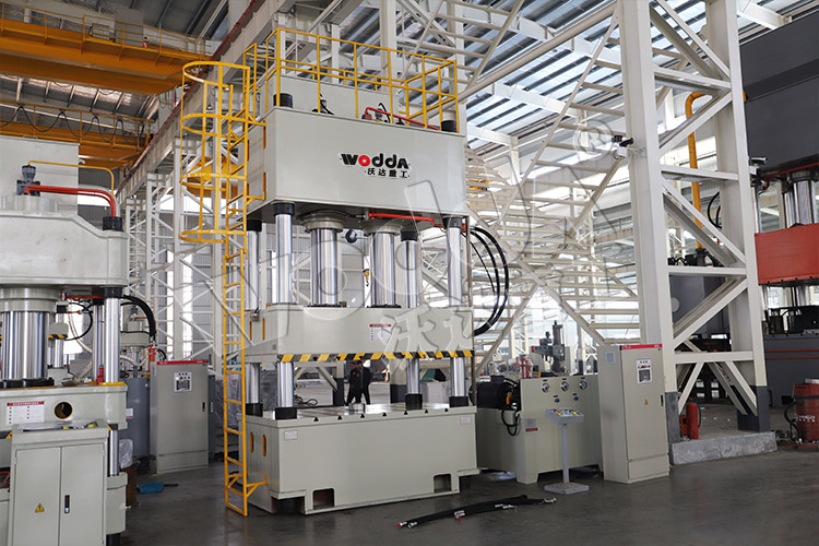 500噸四柱液壓機(jī)_雙缸500噸液壓機(jī) 500噸四柱液壓機(jī)_雙缸500噸液壓機(jī)