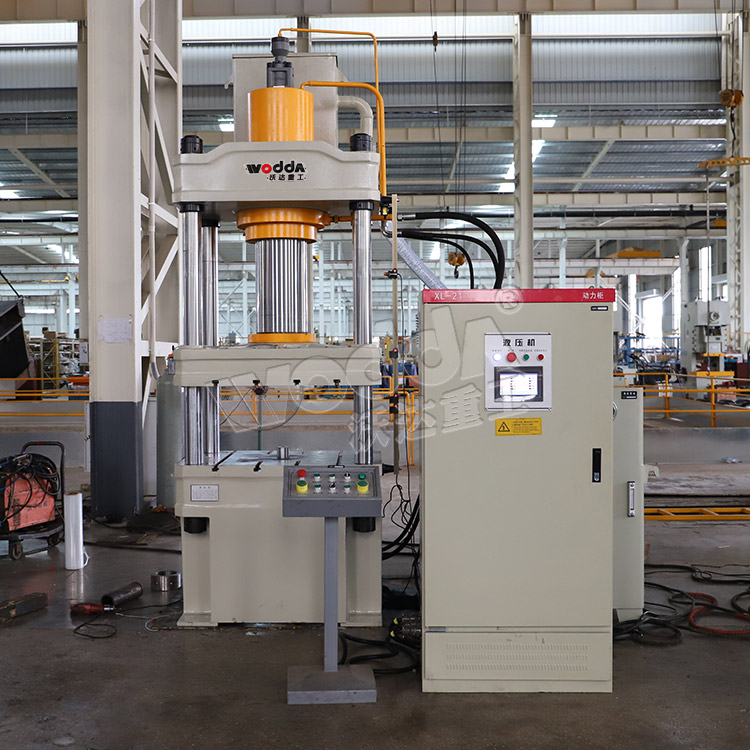 玻璃鋼電纜支架成型液壓機(jī) 玻璃鋼電纜支架成型液壓機(jī)