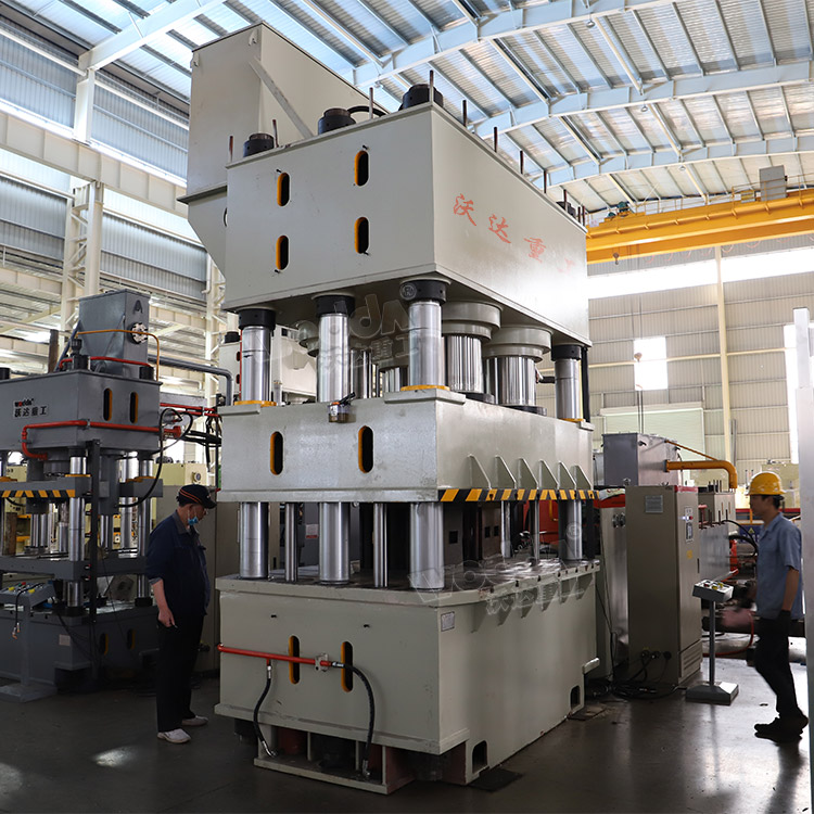 1250噸復(fù)合聚丙烯濾板模壓液壓機(jī) 1250噸復(fù)合聚丙烯濾板模壓液壓機(jī)