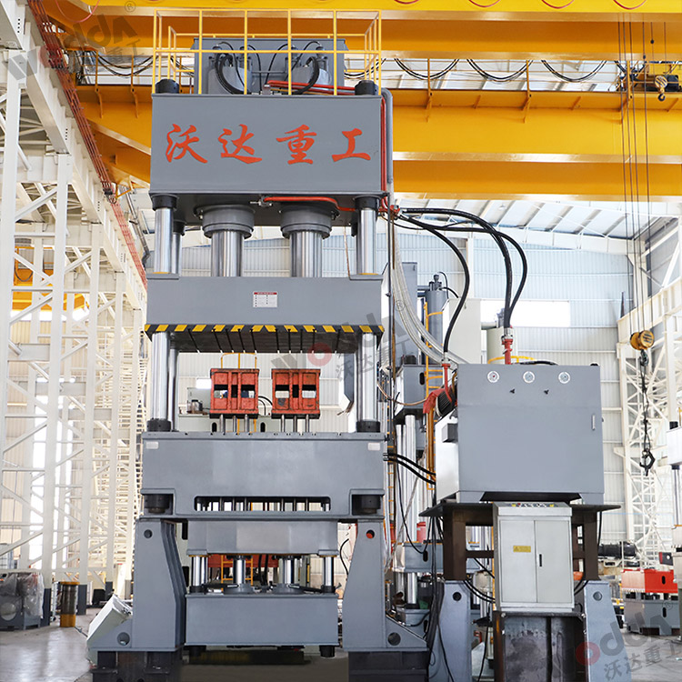 1000噸液壓墊(多頂桿)拉伸液壓機(jī) 1000噸液壓墊(多頂桿)拉伸液壓機(jī)