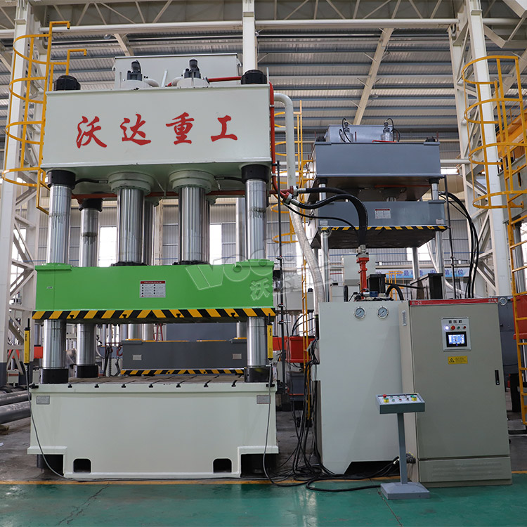 1000噸木屑托盤(pán)成型液壓機(jī) 1000噸木屑托盤(pán)成型液壓機(jī)