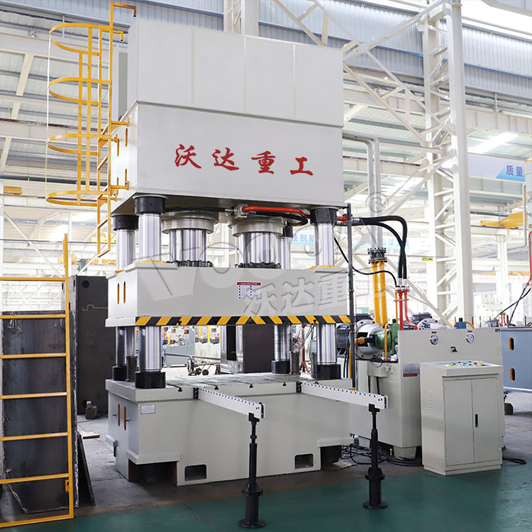 1000噸金屬成型液壓機(jī) 1000噸金屬成型液壓機(jī)