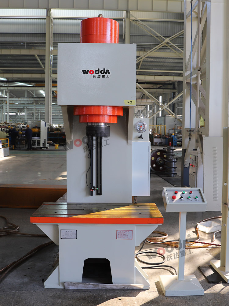 200噸單柱液壓機 200噸單柱液壓機