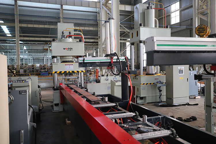 250噸錨桿托盤自動生產(chǎn)線 250噸錨桿托盤自動生產(chǎn)線