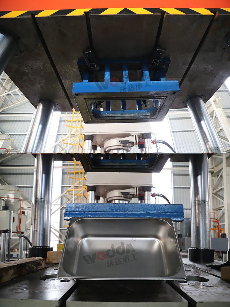 500噸四柱液壓機加工不銹鋼水槽 500噸四柱液壓機加工不銹鋼水槽