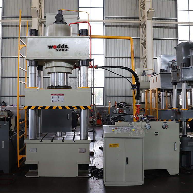 500噸三梁四柱液壓機 500噸三梁四柱液壓機