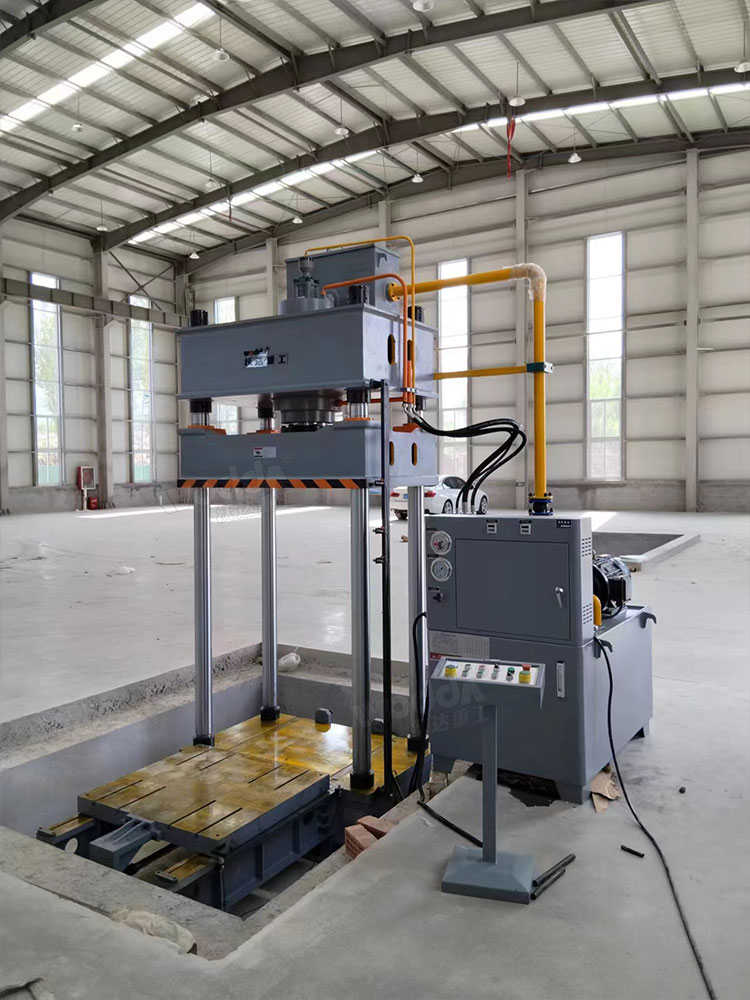 200噸電機(jī)軸承壓裝液壓機(jī)調(diào)試 200噸電機(jī)軸承壓裝液壓機(jī)調(diào)試