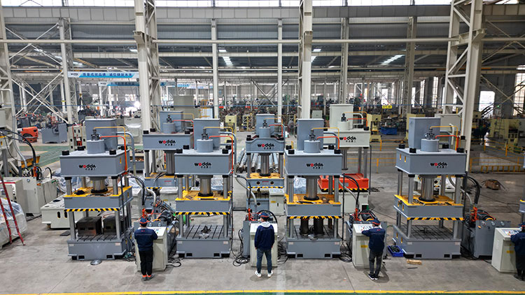 車間場(chǎng)景.jpg 車間場(chǎng)景.jpg