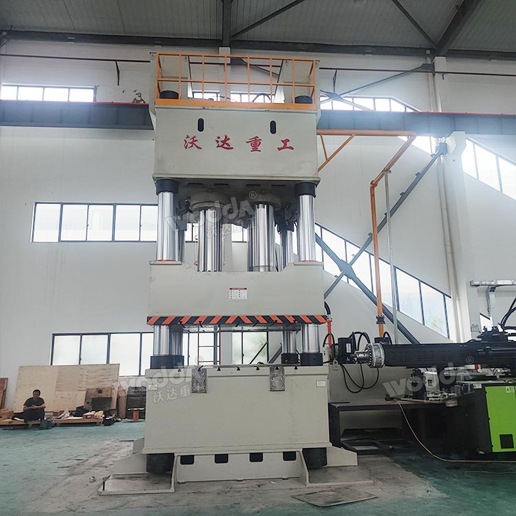 伺服2000噸四柱液壓機(jī)現(xiàn)場(chǎng)調(diào)試 伺服2000噸四柱液壓機(jī)現(xiàn)場(chǎng)調(diào)試