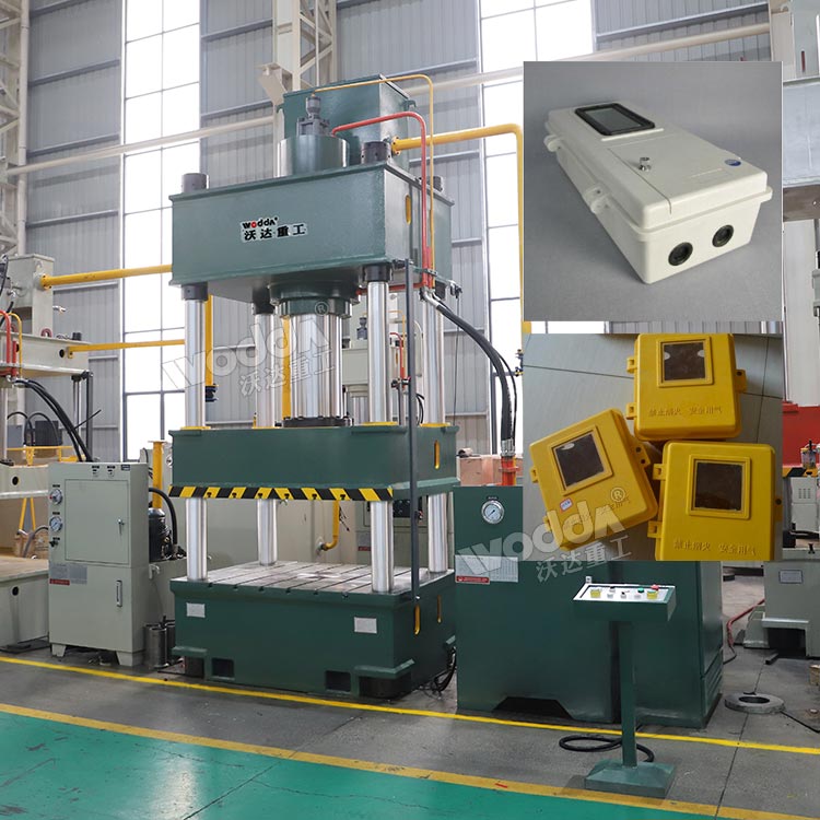 標(biāo)準(zhǔn)315噸三梁四柱液壓機(jī) 標(biāo)準(zhǔn)315噸三梁四柱液壓機(jī)