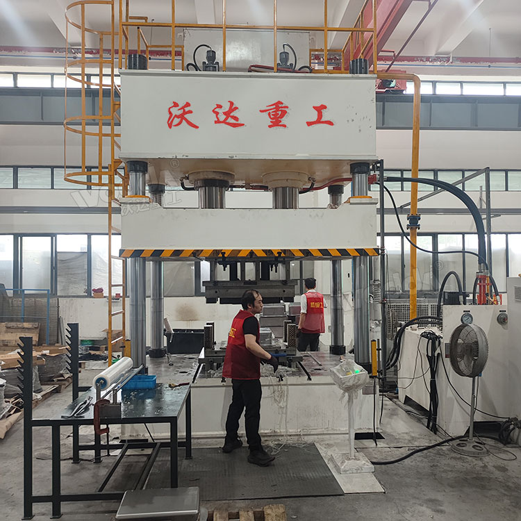 500噸不銹鋼水槽拉伸液壓機(jī) 500噸不銹鋼水槽拉伸液壓機(jī)