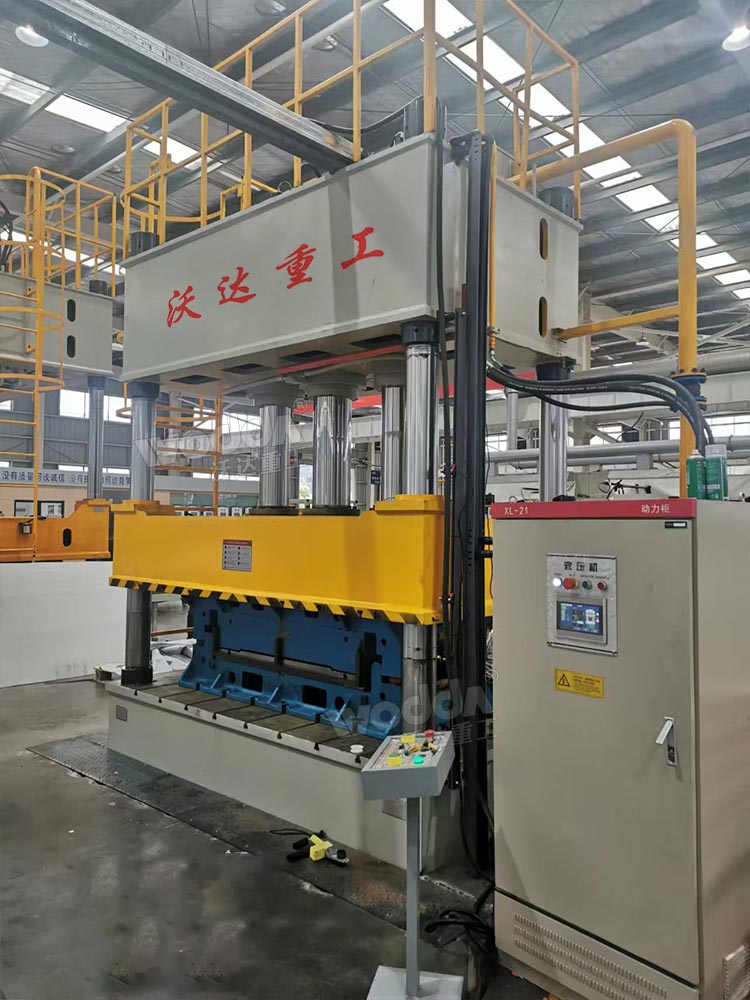 400噸三梁四柱液壓機 400噸三梁四柱液壓機