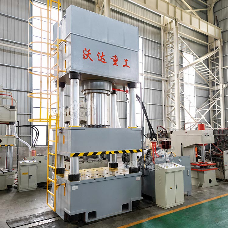 800噸四柱液壓機(jī) 800噸四柱液壓機(jī)