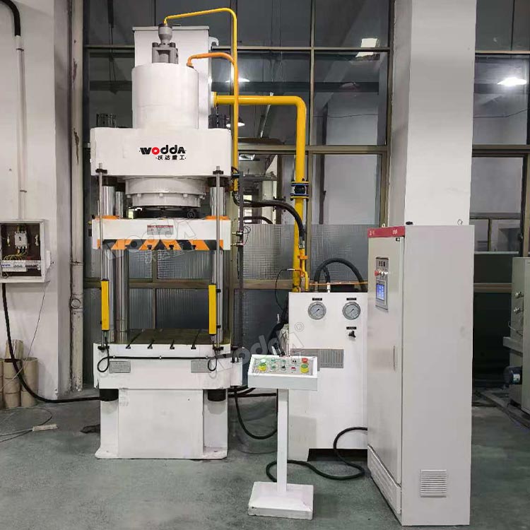 315噸四柱液壓機(jī) 315噸四柱液壓機(jī)