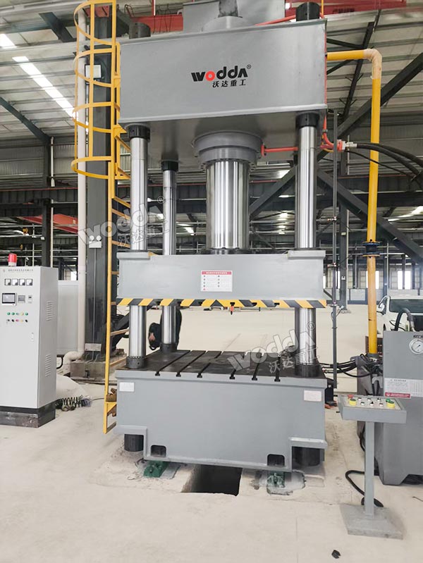 500噸油壓機 500噸油壓機