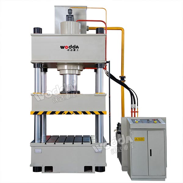 四柱液壓機(jī) 四柱液壓機(jī)