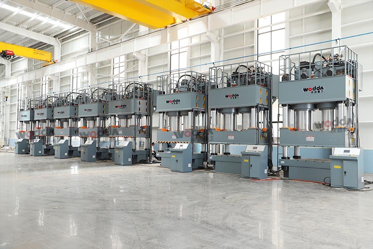 木屑托盤液壓機現(xiàn)場調(diào)試 木屑托盤液壓機現(xiàn)場調(diào)試