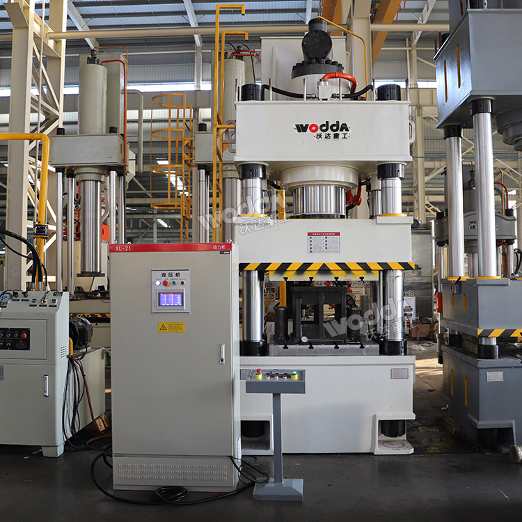 500噸油壓機(jī) 500噸油壓機(jī)