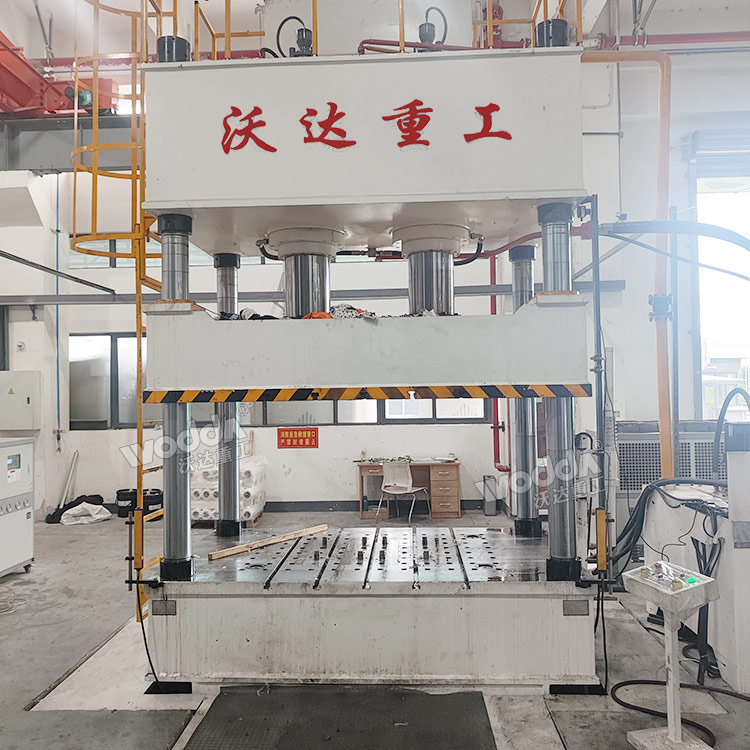 500噸四柱液壓機