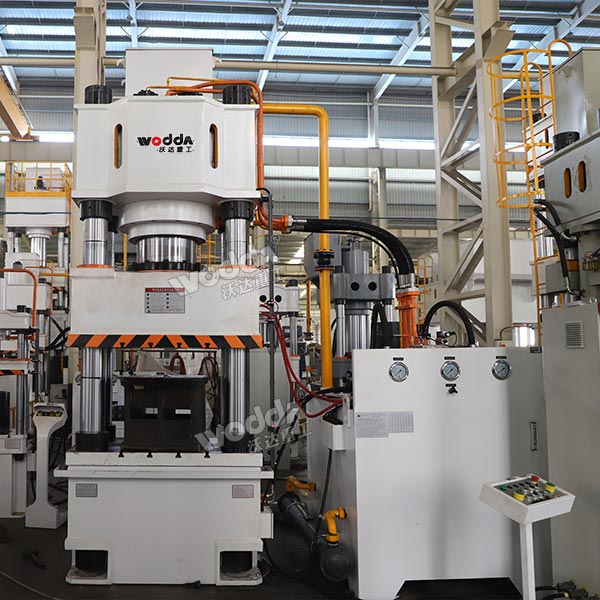 500噸四柱液壓機 500噸四柱液壓機