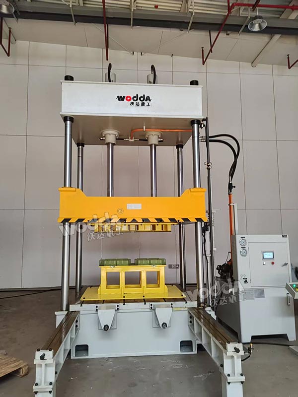 80噸四柱液壓機(jī)