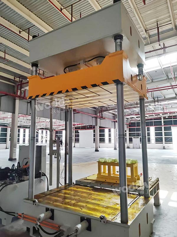 80噸移動工作臺液壓機(jī)調(diào)試