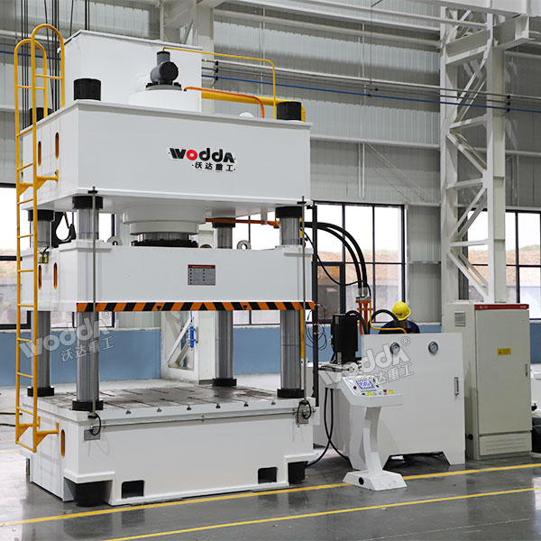 630噸伺服液壓機(jī) 630噸伺服液壓機(jī)