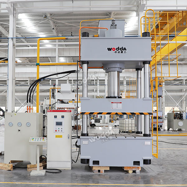 315噸四柱液壓機(jī) 315噸四柱液壓機(jī)