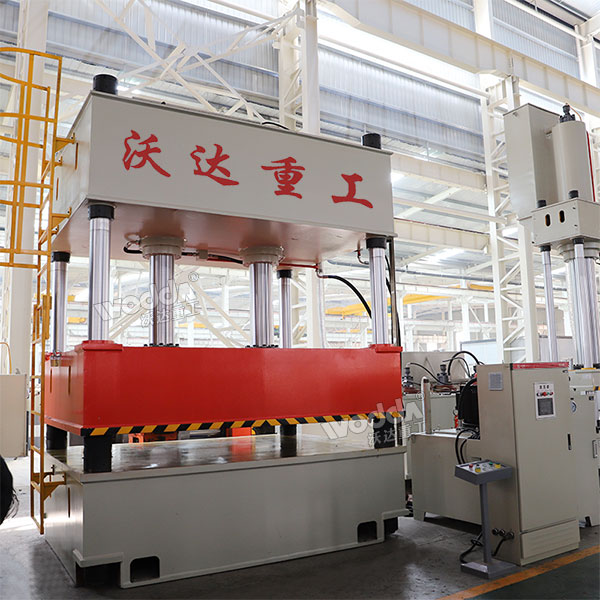 315噸金屬成型液壓機(jī) 315噸金屬成型液壓機(jī)