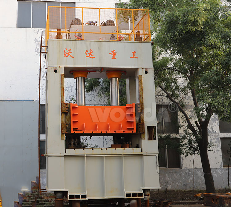 框架液壓機(jī) 框架液壓機(jī)