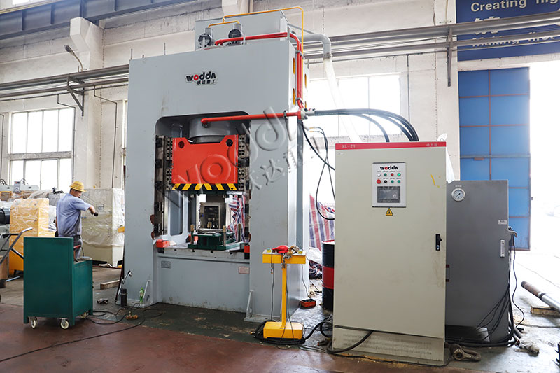 500噸框架式液壓機 500噸框架式液壓機